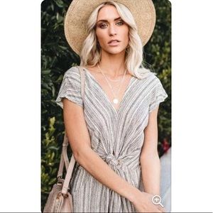 VICI Twist Knot V-Neck Striped Midi Dress Small